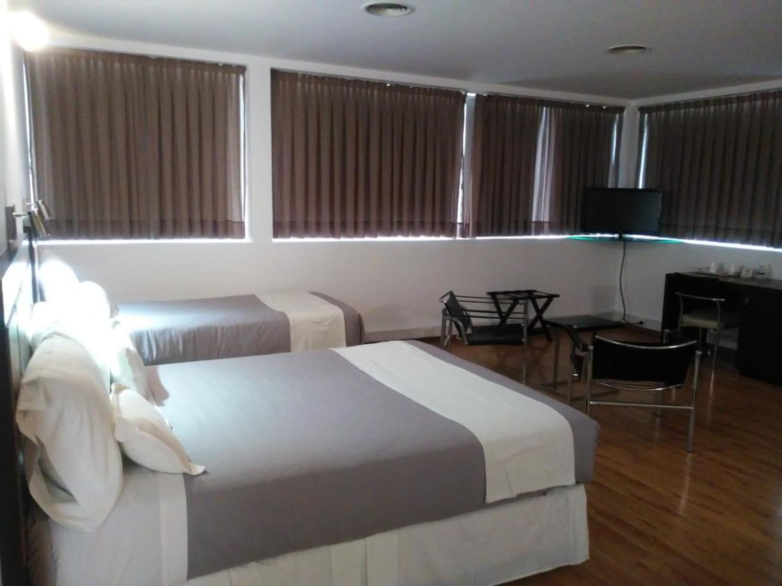 Global Hotel Centenario Esterno foto